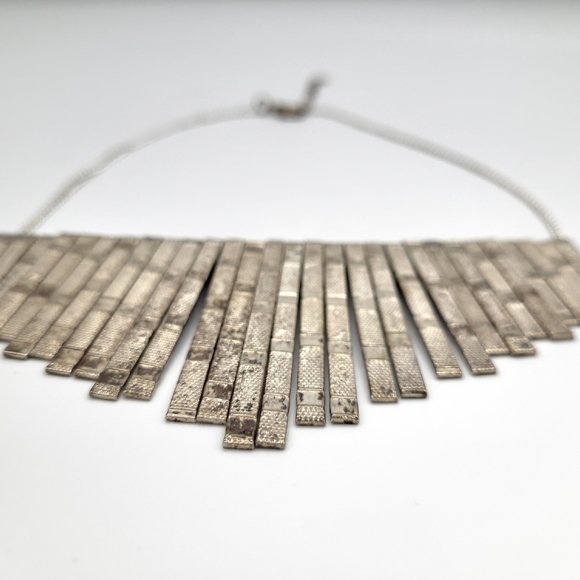 Silver Vintage Necklace - Picture 4 of 8